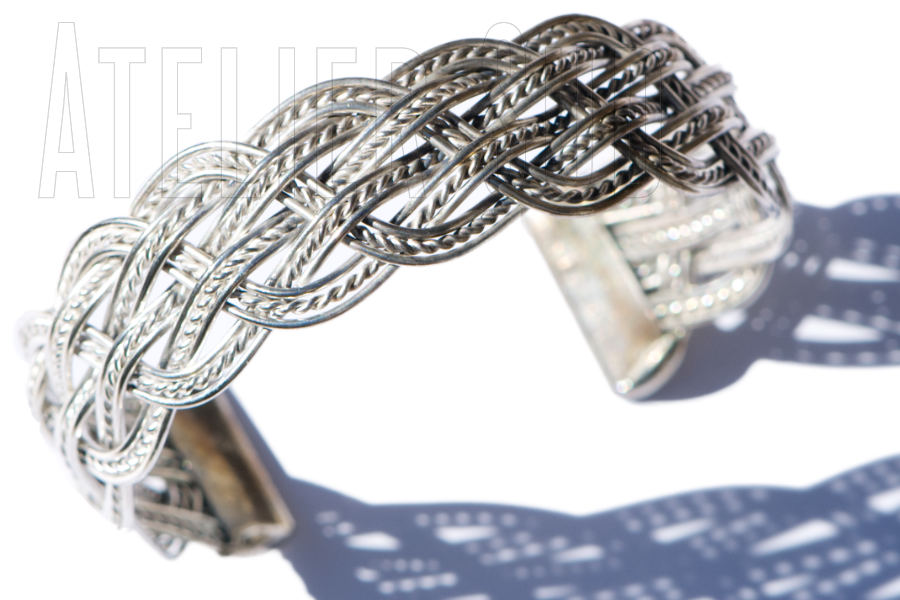 handgemaakte verzilverde armband arc