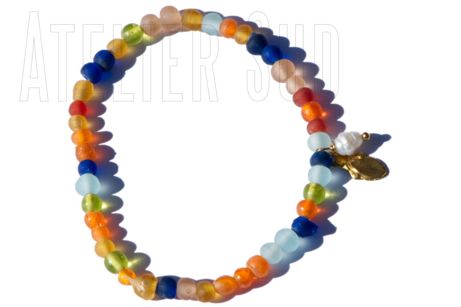handgemaakte armband rutinha matglas multikleur
