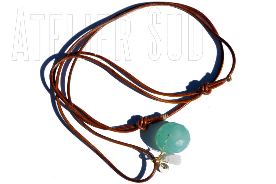 Pluma Aqua Chalcedoon handgemaakte ketting